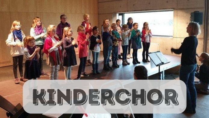 Text "Kinderchor" mit Gruppenbild des Kinderchores in Großziethen